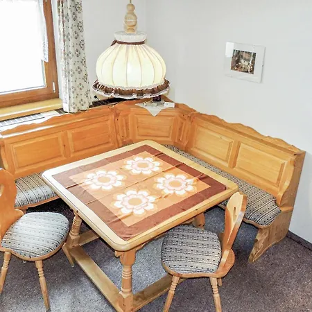 Apartment Helle Ferienwohnung In Ehrwald Ehrwald